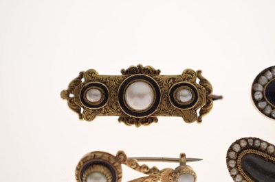 Lot 42 - Group of 19th century and later mourning brooches