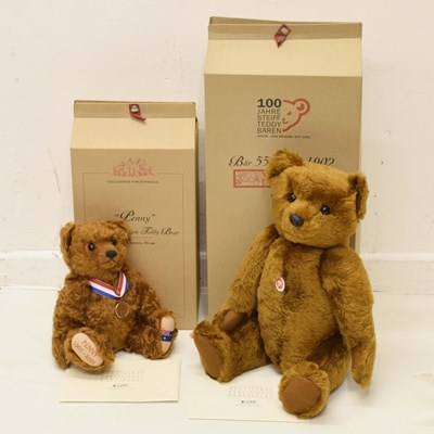 Lot 439 - Steiff - Two boxed teddy bears
