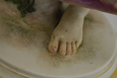 Lot 336 - Early 20th century Meissen figure 'After the Bath'