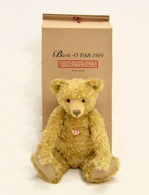 Lot 67 - Steiff - Limited edition 'Bärle 43 PAB 1904' bear