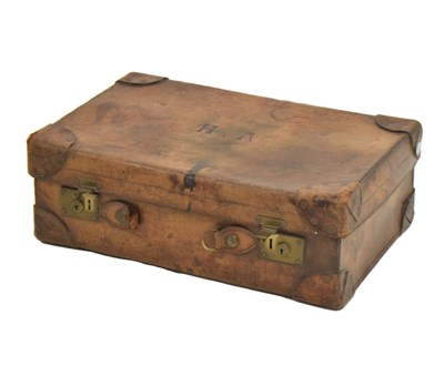 Lot 326 - Early 20th century brown leather and studded suitcase