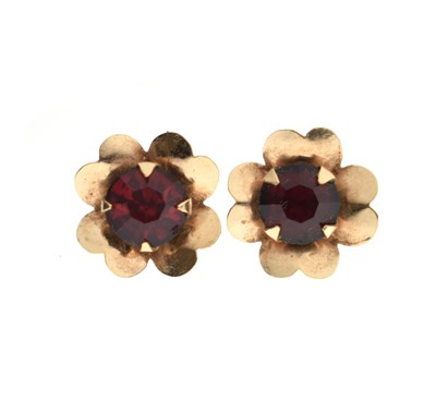 Lot 216 - Pair of red paste flower ear studs, stamped 750