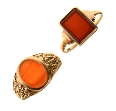 Lot 129 - Two carnelian 9ct gold signet rings