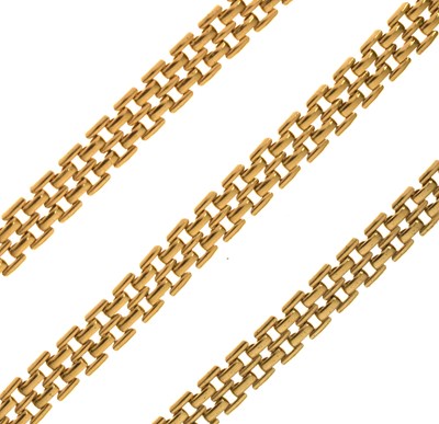 Lot 92 - Unmarked yellow metal gate link necklace