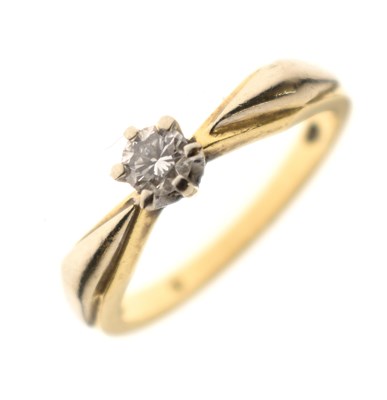 Lot 6 - Diamond single stone yellow and white metal ring, stamped '750'