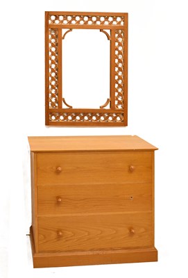 Lot 598 - Modern light oak chest of drawers