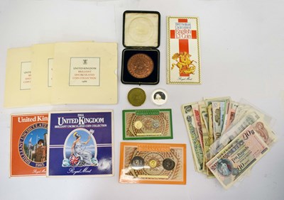 Lot 267 - Collection of coin presentation packs, world banknotes, and medallions