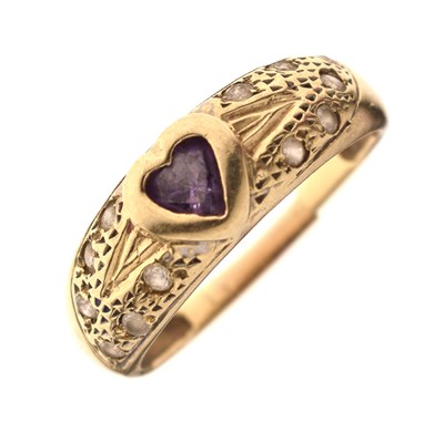Lot 42 - Yellow metal gem-set dress ring