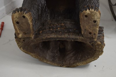 Lot 526 - Rare 'Black Forest' carved and stained wood hall chair in the form of a bear, circa 1900