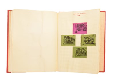 Lot 283 - Album of GB pictorial stamp books, etc