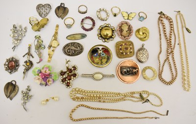 Lot 159 - Collection of costume jewellery