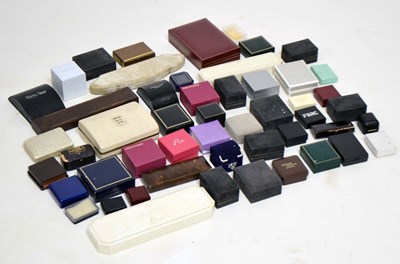Lot 332 - Quantity of mainly mid to late 20th century jewellery boxes