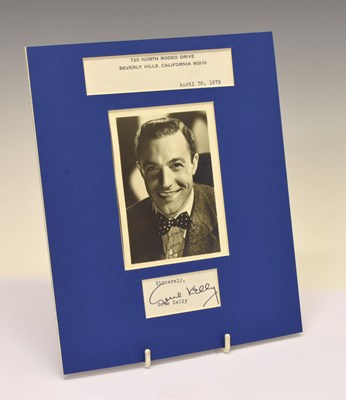 Lot 232 - Autographs - Gene Kelly