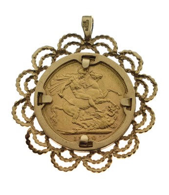 Lot 193 - Victorian gold sovereign, 1900, in 9ct gold mount