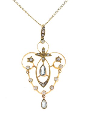 Lot 96 - Edwardian seed pearl and aquamarine pendant necklace