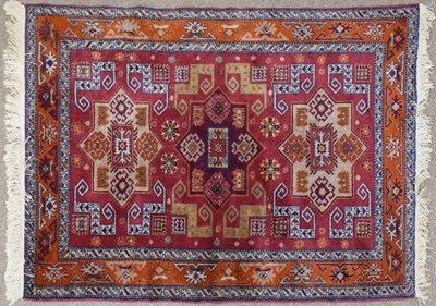 Lot 526 - Small Middle Easterm Qashgai wool rug