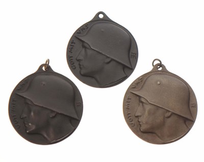 Lot 289 - Three German World War One commemorative war medals