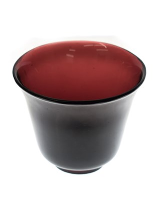 Lot 352 - Chinese Beijing glass wine cup
