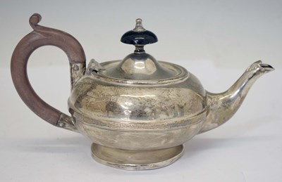 Lot 229 - George V silver teapot