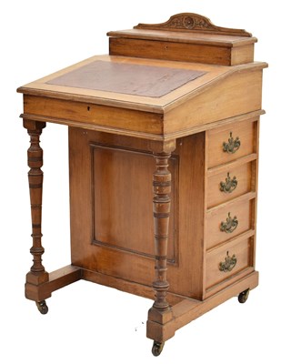 Lot 586 - Late Victorian walnut Davenport
