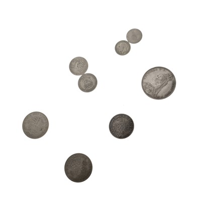 Lot 260 - Small collection of pre 1947 silver coinage