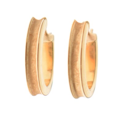 Lot 139 - Pair of yellow metal hoop earrings, stamped '14K'