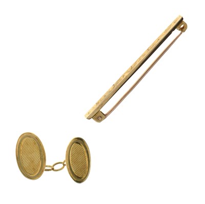 Lot 142 - Single 18ct gold oval cufflink, and a 9ct gold bar brooch
