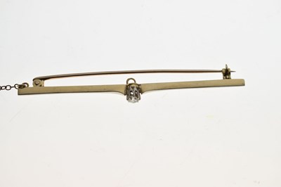Lot 33 - Early 20th century diamond unmarked rose and white metal bar brooch