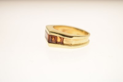 Lot 22 - Rainbow gemstone 18ct gold dress ring