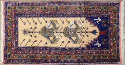Lot 527 - Anatolian (Turkish) wool prayer rug