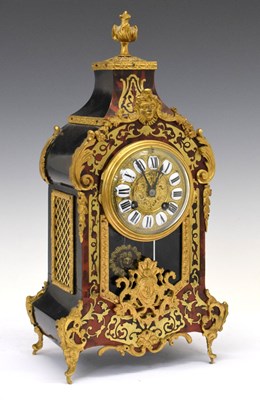 Lot 539 - Late 19th Century French red boulle mantel clock