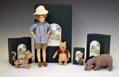 Lot 305 - R. John Wright - Collection of Winnie-the-Pooh dolls