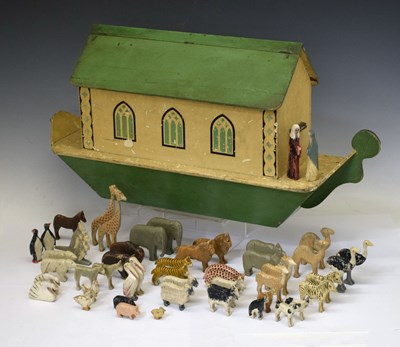 Lot 250 - Painted wood flat-bottomed Noah’s Ark