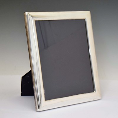 Lot 226 - Elizabeth II silver mounted easel photograph frame