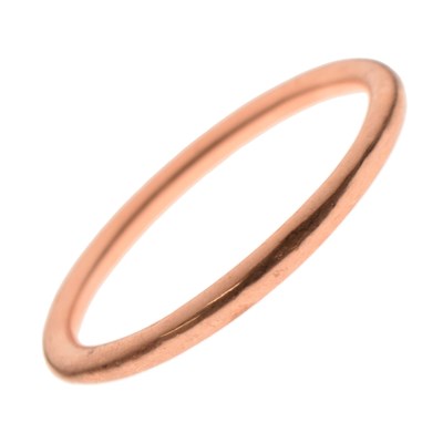 Lot 113 - George V 9ct rose gold hollow bangle