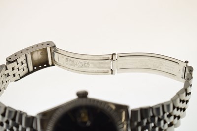 Lot 114 - Rolex - Oyster Perpetual Datejust stainless steel bracelet watch, ref. 16030