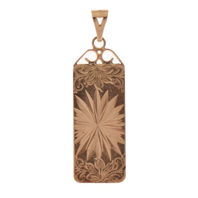 Lot 80 - 9ct gold ingot pendant
