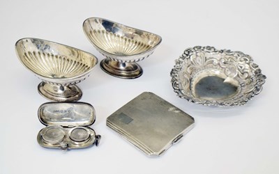 Lot 233 - Quantity of silver items to include: a pair of Edwardian silver pedestal salts, etc
