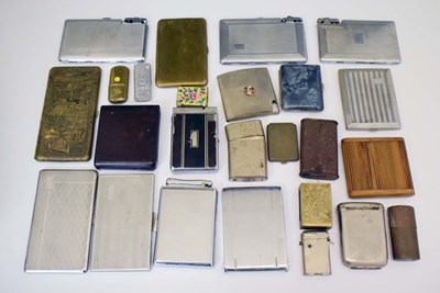 Lot 402 - Collection of vintage combination lighter/cigarette cases