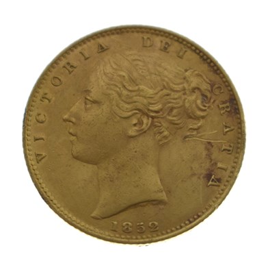 Lot 188 - Queen Victorian gold shield back sovereign, 1852