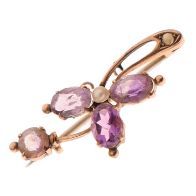 Lot 70 - Edwardian floral amethyst and seed pearl bar brooch