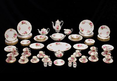 Lot 646 - Substantial quantity of Royal Albert 'American Beauty' pattern