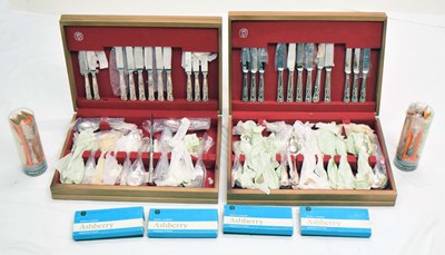 Lot 450 - Spear & Jackson - Two cased canteens of Kings Pattern cutlery
