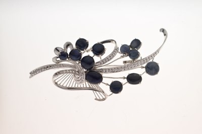 Lot 39 - Star sapphire 18k white gold spray brooch
