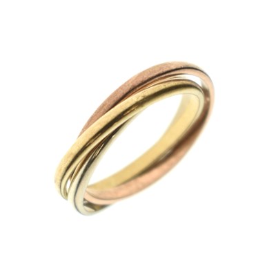 Lot 54 - 9ct tri-colour gold Russian wedding band