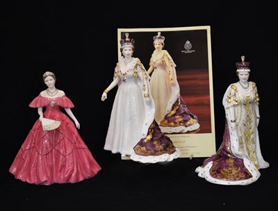 Lot 600 - Royal Worcester - Queen Elizabeth II and The Queen Mother figures
