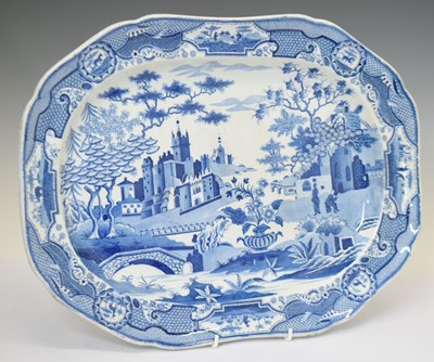 Lot 563 - Early 19th century Spode blue and white Pearlware meat plate
