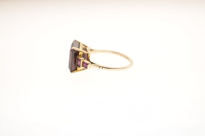 Lot 28 - Rubellite tourmaline and ruby unmarked yellow metal ring