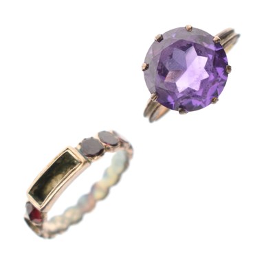 Lot 33 - Georgian garnet memorial ring (a/f) and synthetic colour-change sapphire ring