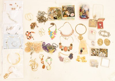 Lot 157 - Large collection of costume jewellery